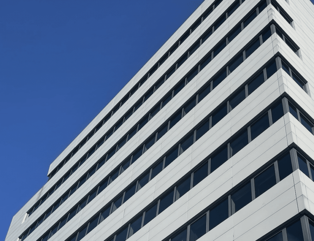 vooraanzicht gebouw Frame offices Rotterdam Alexander